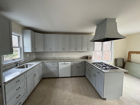 How Long Does Kitchen Cabinet Refinishing Last? Signs It’s Time for a Refresh Thumbnail