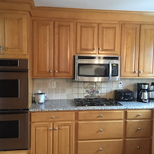 Kitchen-cabinet-refacing-and-cabinet-refinishing 0